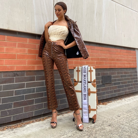 Brown snakeskin blazer set - Picture 2 of 3